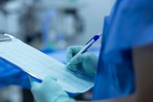 klinik ruhsatlandırma, muayenehane açılışı, poliklinik ruhsat işlemleri, sağlık kuruluşu açılış danışmanlığı, sağlık bakanlığı ruhsat süreçleri, tıp merkezi açılışı, hastane kurulumu, sağlık turizmi yetki belgesi, kadro devri işlemleri, sağlık mevzuatı danışmanlığı, anahtar teslim klinik açılışı, muayenehane ruhsat işlemleri, sağlık kuruluşu danışmanlık hizmetleri, klinik açılış süreci, ruhsat danışmanlığı Türkiye